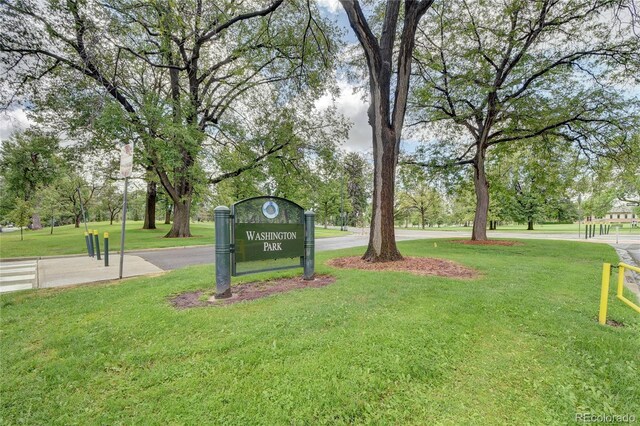 444 S Pearl St, Denver, CO 80209 - view of community featuring a lawn