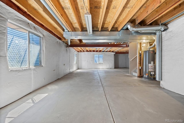 8985 Edgewood Ln, Highlands Ranch, CO 80130 - below grade area featuring water heater