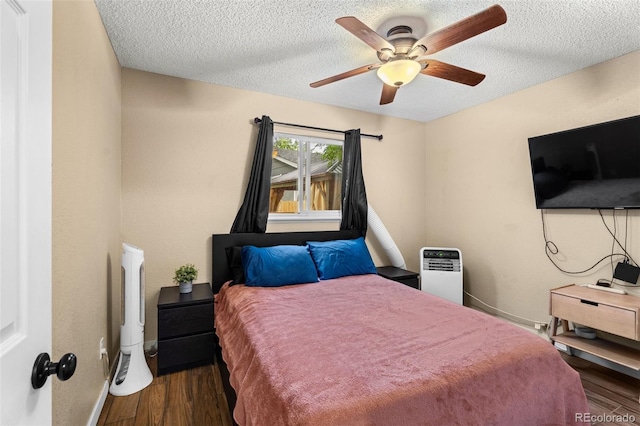 1940 Carmel Dr, Colorado Springs, CO 80910 - photo 9