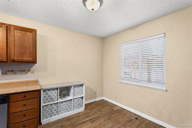 1940 Carmel Dr, Colorado Springs, CO 80910 - photo 12