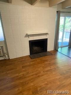 interior details with hardwood / wood-style flooring