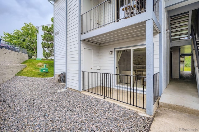 13093 W Cedar Dr Unit 121, Lakewood, CO 80228 - property entrance with a balcony