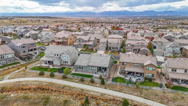 bird's eye view featuring a mountain view