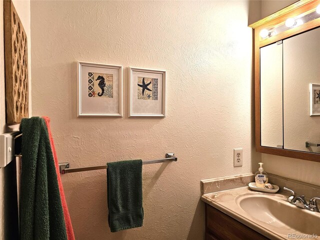 4609 S Kalispell Way, Aurora, CO 80015 - bathroom with vanity