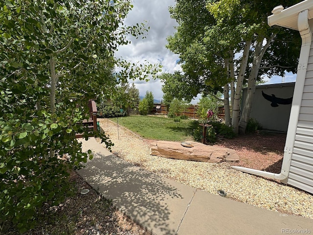 29 Granada Ct, Silver Cliff, CO 81252 - view of yard with a patio