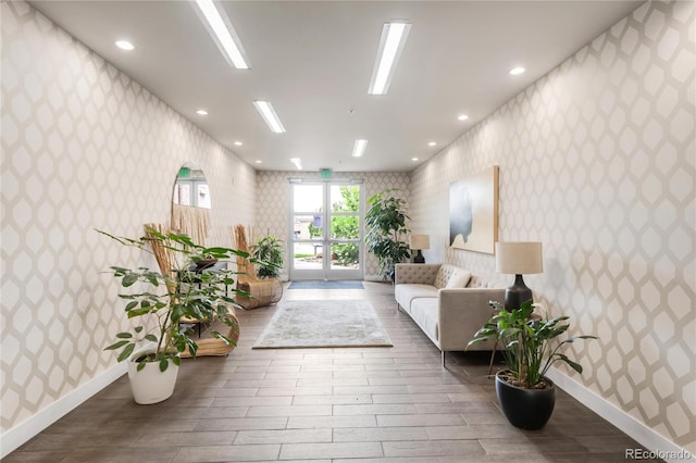 3401 Arapahoe Ave Unit 105, Boulder, CO 80303 - common area featuring wallpapered walls and recessed lighting