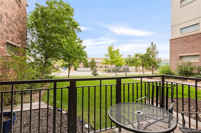 3401 Arapahoe Ave Unit 105, Boulder, CO 80303 - balcony featuring outdoor dining space