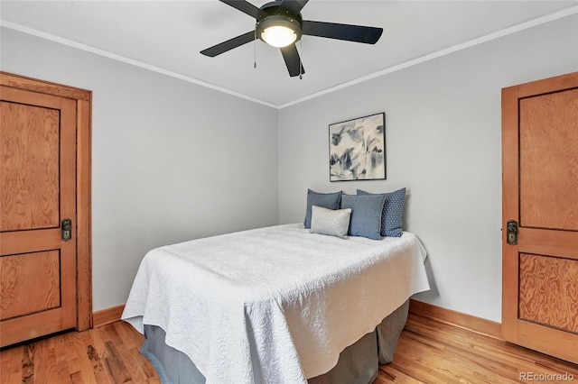 3611 N Vine St, Denver, CO 80205 - bedroom with light wood-style floors, crown molding, baseboards, and ceiling fan