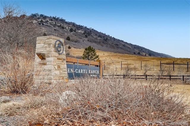 exterior space with a mountain view and a rural view