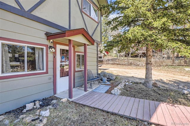 deck with fence