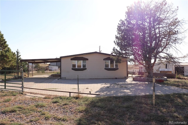 215 7th Ave, Deer Trail, CO 80105 - view of side of property