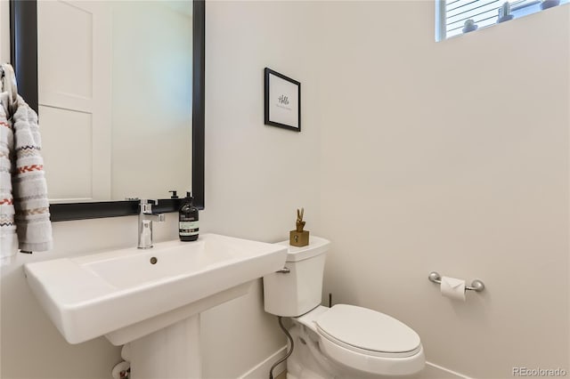 4100 E Iliff Ave Unit 4, Denver, CO 80222 - half bath with toilet and baseboards