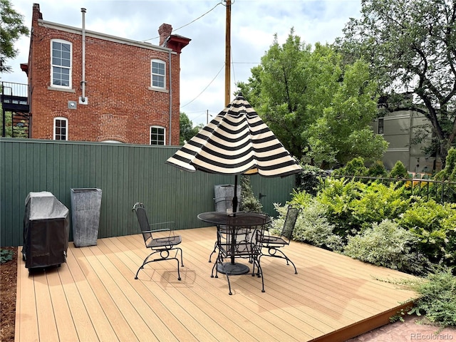 2801 Champa St, Denver, CO 80205 - deck featuring outdoor dining area