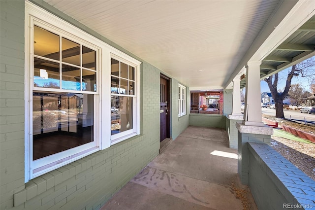 view of patio / terrace with covered porch