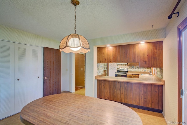 7621 Oak St, Arvada, CO 80005 - photo 13