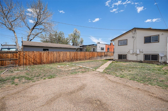view of yard featuring fence