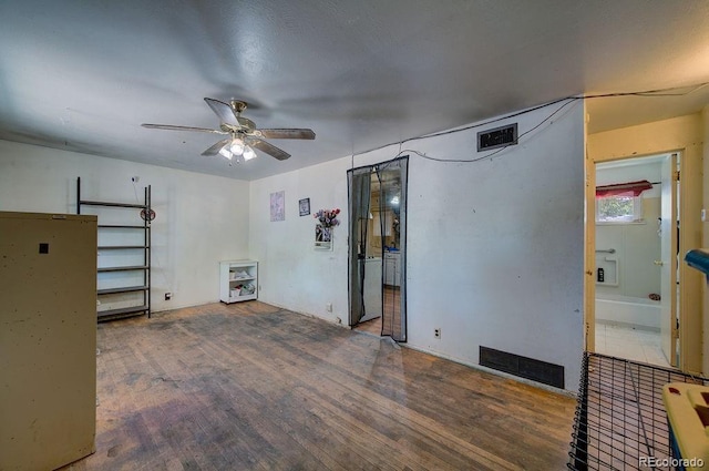 2101 Salt Dr, Colorado Springs, CO 80910 - photo 7