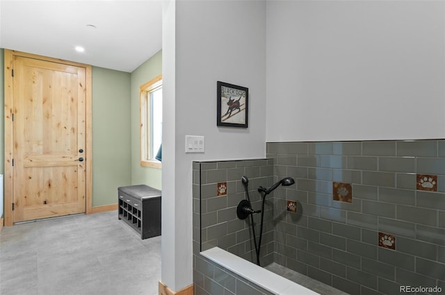 25350 Ridge Way, Golden, CO 80401 - bathroom with baseboards