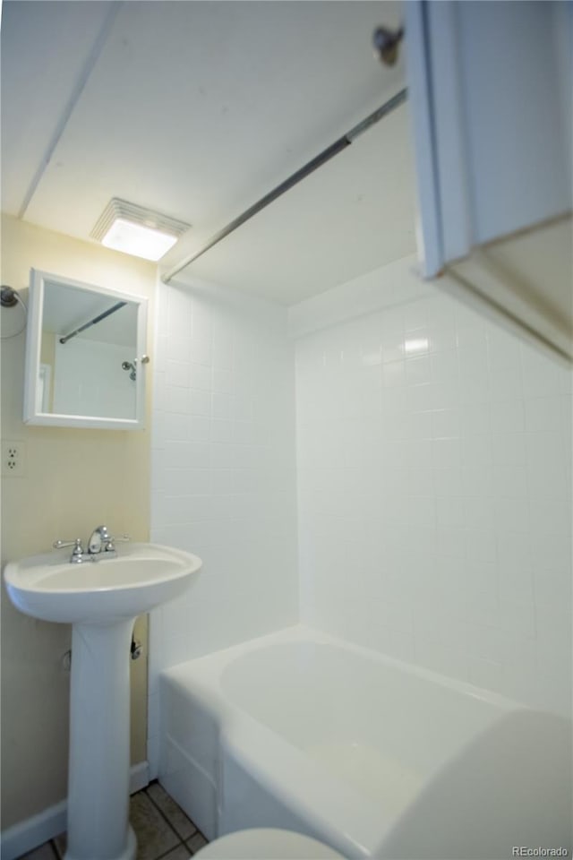 2507 9th St, Boulder, CO 80304 - full bathroom featuring bathtub / shower combination and tile patterned floors