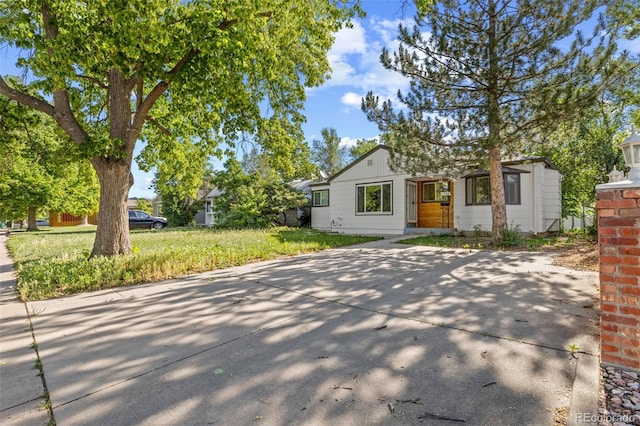 1732 Lansing St, Aurora, CO 80010 - view of front of house
