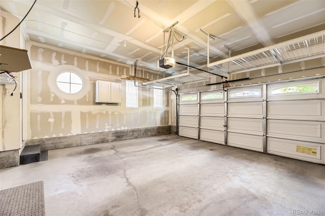 10127 Bluffmont Ln, Lone Tree, CO 80124 - garage with a garage door opener