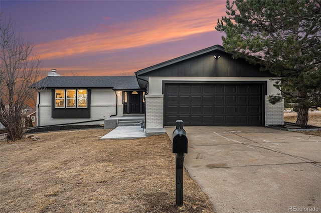 view of front of house featuring a garage