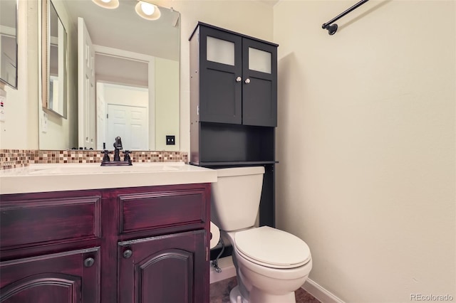 461 S Kalispell Way Unit D, Aurora, CO 80017 - half bathroom with tasteful backsplash and vanity