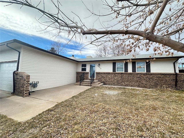 ranch-style house with a garage