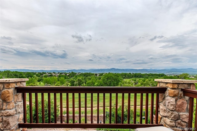 8993 Stonecrest Way, Highlands Ranch, CO 80129 - wooden terrace with a mountain view
