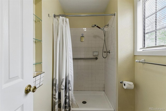 3105 Galileo Ln, Boulder, CO 80301 - bathroom featuring tiled shower