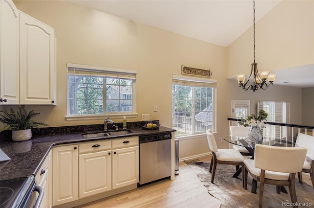9690 Silverberry Cir, Highlands Ranch, CO 80129 - photo 8