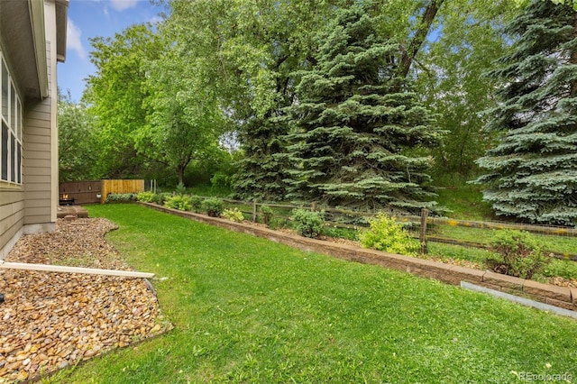 1831 Ashford Cir, Longmont, CO 80504 - view of yard