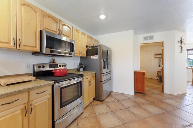 745 S Greenway Ave, Pueblo, CO 81007 - photo 14