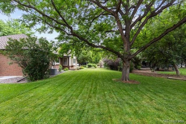 4 Doral Ln, Littleton, CO 80123 - view of grassy yard