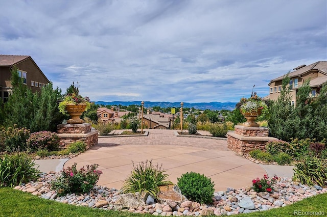 9528 Pendio Ct, Highlands Ranch, CO 80126 - view of patio featuring a mountain view