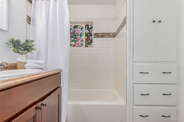 4450 S Fox St, Englewood, CO 80110 - full bath featuring vanity and shower / tub combo with curtain