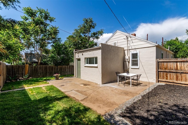 4450 S Fox St, Englewood, CO 80110 - view of outdoor structure with a fenced backyard