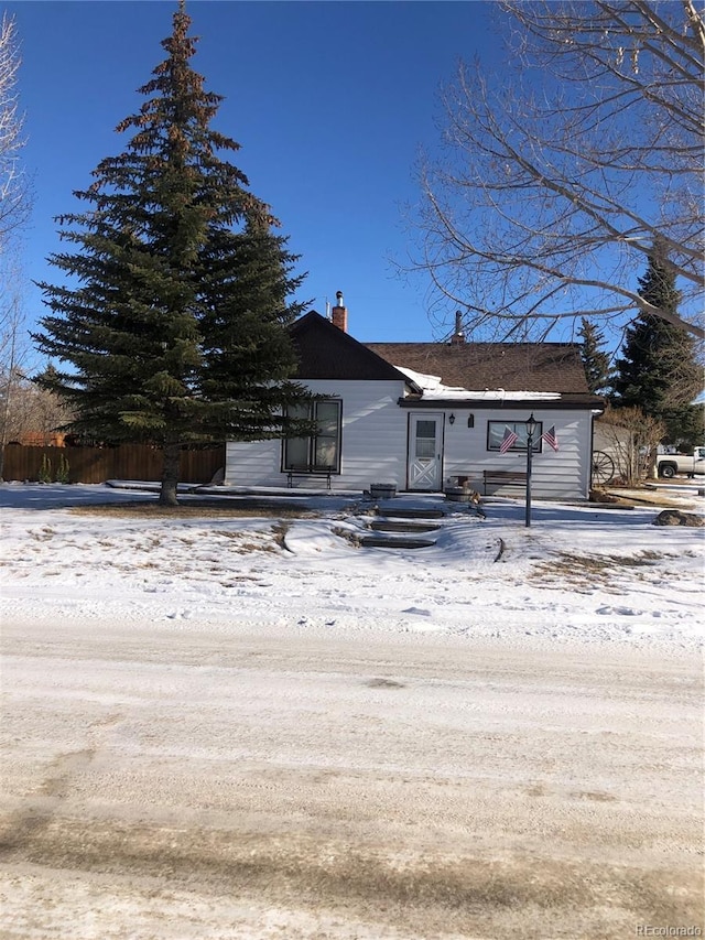 view of front of home