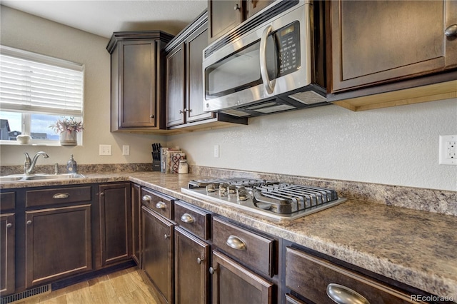3812 Chia Dr, Colorado Springs, CO 80925 - photo 14