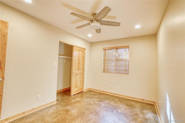 unfurnished bedroom featuring a closet and ceiling fan