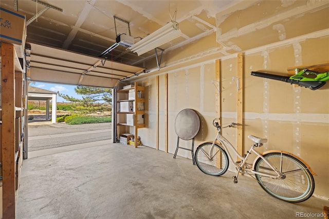 7452 Singing Hills Dr, Boulder, CO 80301 - view of garage