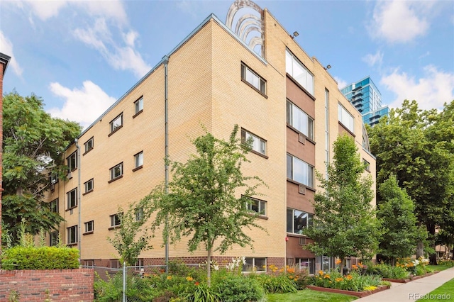 10 N Ogden St Unit 5, Denver, CO 80218 - view of apartment building / complex