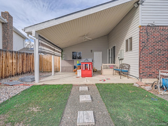 view of patio / terrace with ceiling fan