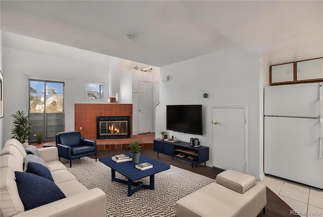 17053 E Tennessee Dr Unit 212, Aurora, CO 80017 - living room with a fireplace