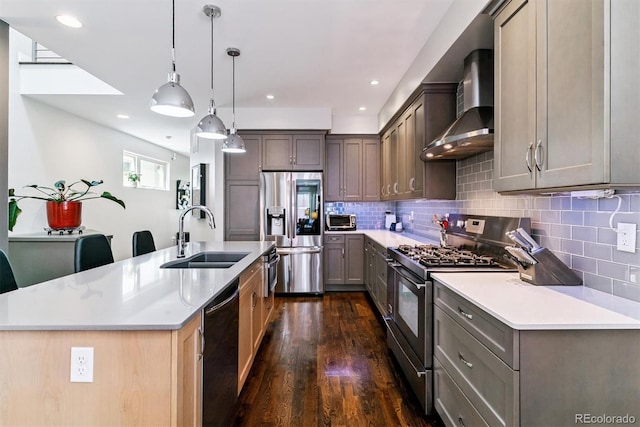 2428 N Clarkson St, Denver, CO 80205 - photo 9