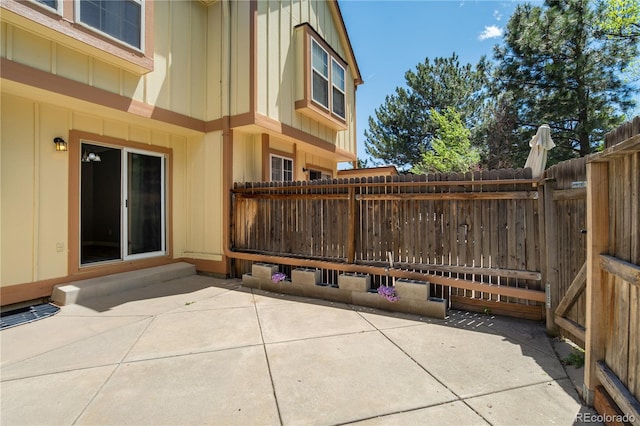 6840 Goldcrest Ct, Colorado Springs, CO 80919 - view of patio / terrace with fence