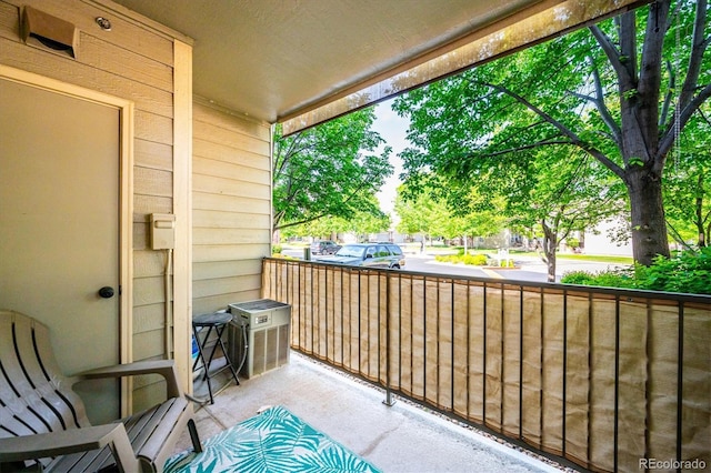 2895 W Riverwalk Cir Unit 104, Littleton, CO 80123 - balcony with central air condition unit