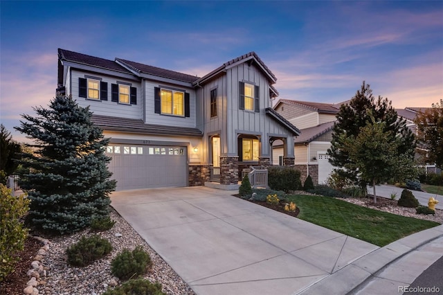 view of front of property featuring a garage