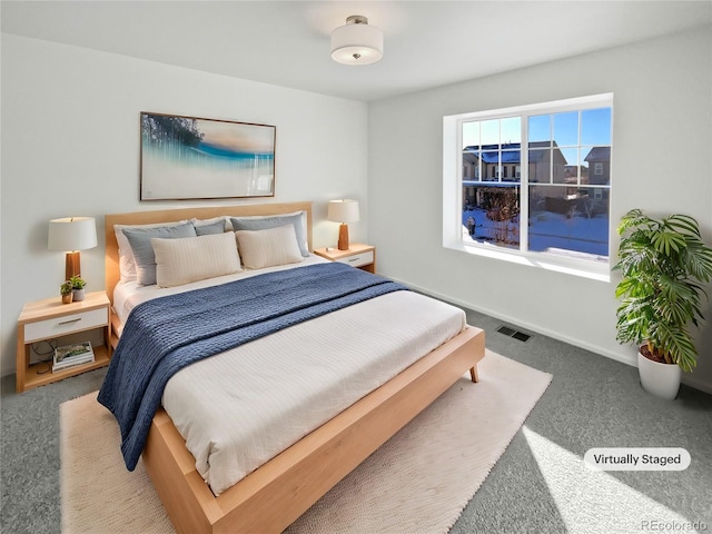 bedroom featuring carpet floors