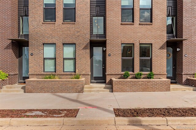 2436 Welton St, Denver, CO 80205 - photo 3